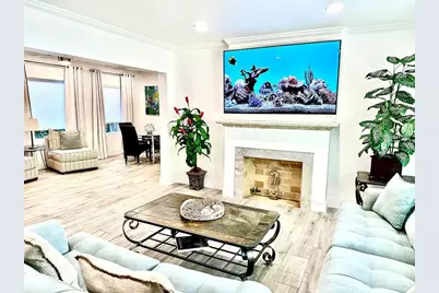 1742 NE 7th St, Fort Lauderdale, FL 33304 - Photo 1