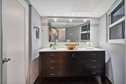 333  Sunset Dr, Unit #207, Fort Lauderdale, FL 33301 - Photo 15