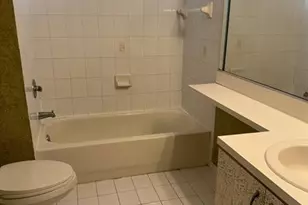 7556 NW 173rd St, Hialeah, FL 33015 - Photo 3