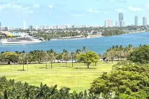 1040 Biscayne Blvd, Miami, FL 33132 - Photo 1