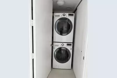 1040  Biscayne Blvd, Unit #1406, Miami, FL 33132 - Photo 7