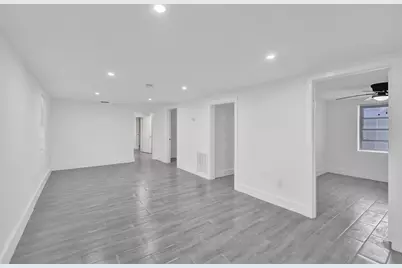 5025 SW 22nd St, Hollywood, FL 33023 - Photo 11