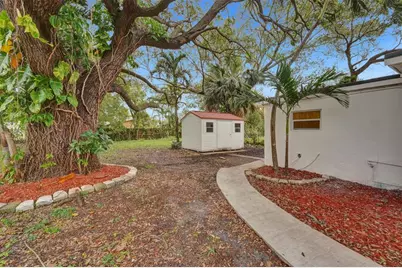 5025 SW 22nd St, Hollywood, FL 33023 - Photo 45