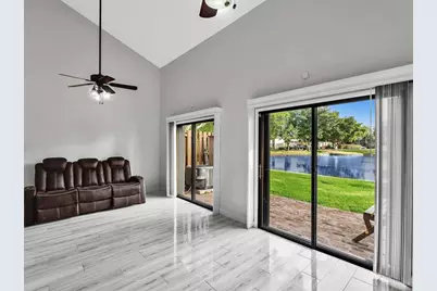 4182 S Pine Island Rd, Davie, FL 33328 - Photo 23