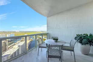 16001 Collins Ave, Sunny Isles Beach, FL 33160 - Photo 13