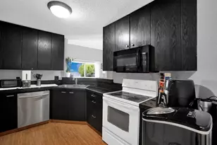 3413 NW 44th St, Lauderdale Lakes, FL 33309 - Photo 5