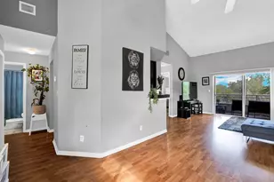 3413 NW 44th St, Lauderdale Lakes, FL 33309 - Photo 9