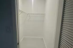 2810 NE 60th St, Fort Lauderdale, FL 33308 - Photo 9