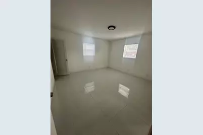 2810 NE 60th St, Fort Lauderdale, FL 33308 - Photo 7