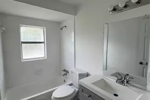 308 Essex Dr, Fort Pierce, FL 34946 - Photo 13