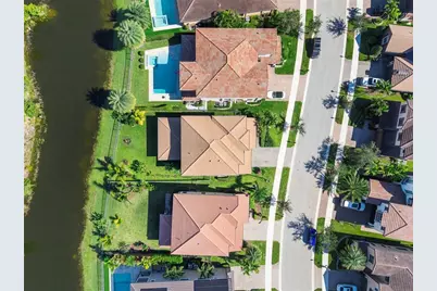 11425  Watercrest Cir, Parkland, FL 33076 - Photo 7