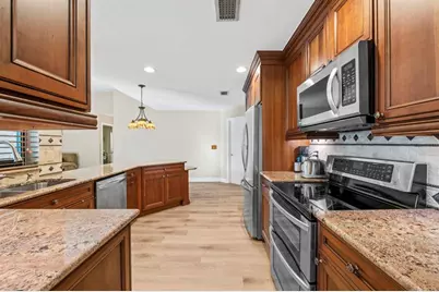 6221  Sedgewyck Cir W, Davie, FL 33331 - Photo 9