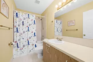 6221 Sedgewyck Cir W, Davie, FL 33331 - Photo 25