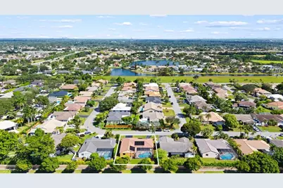 6221  Sedgewyck Cir W, Davie, FL 33331 - Photo 39