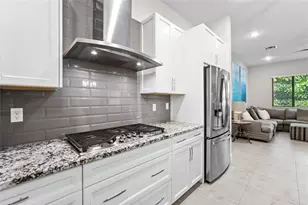 10635 Cobalt Ct, Parkland, FL 33076 - Photo 11