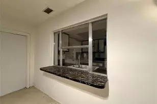 4314 NW 47th Ct, Tamarac, FL 33319 - Photo 9