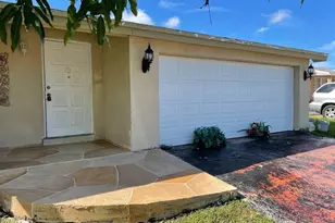 11700 NW 29th Pl, Sunrise, FL 33323 - Photo 3