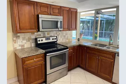 11700 NW 29th Pl, Sunrise, FL 33323 - Photo 7