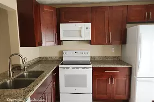 10293 NW 33rd St, Coral Springs, FL 33065 - Photo 3