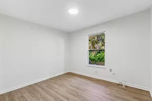 4679 Dolphin Dr, Lake Worth, FL 33463 - Photo 11