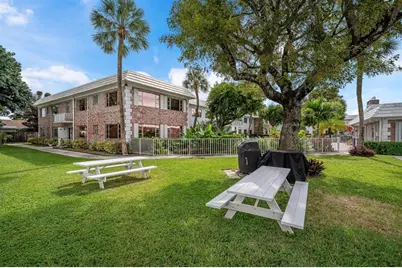 350 S Cypress Rd, Unit #521, Pompano Beach, FL 33060 - Photo 15