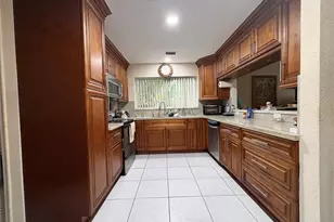 1091 NW 78th Terrace, Plantation, FL 33322 - Photo 7