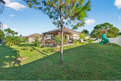 233  Periwinkle Dr, Sebastian, FL 32958 - Photo 25