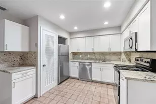 2175 NE 56th St, Fort Lauderdale, FL 33308 - Photo 3