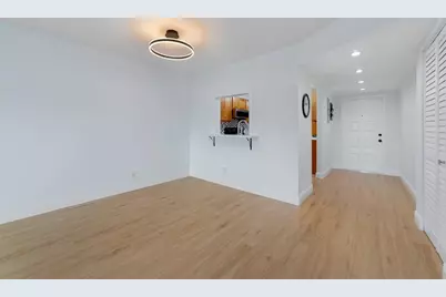 2900 SW 22nd Cir, Unit #221E, Delray Beach, FL 33445 - Photo 9