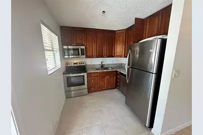 305 NE 16th St, Unit #B7, Fort Lauderdale, FL 33304 - Photo 5