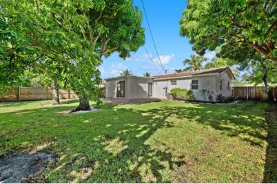 344  Forest Hill Blvd, West Palm Beach, FL 33405 - Photo 23