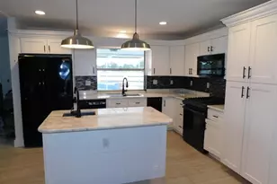 8671 NW 19th St, Pembroke Pines, FL 33024 - Photo 9