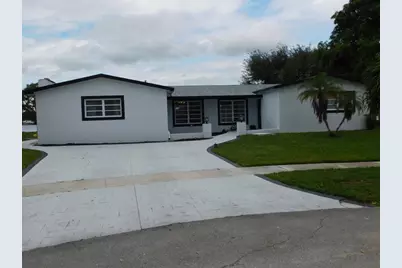 8671 NW 19th St, Pembroke Pines, FL 33024 - Photo 1