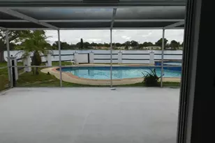 8671 NW 19th St, Pembroke Pines, FL 33024 - Photo 17