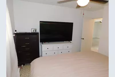 8671 NW 19th St, Pembroke Pines, FL 33024 - Photo 35