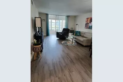 9201  Sunrise Lakes Blvd, Unit #104, Sunrise, FL 33322 - Photo 15