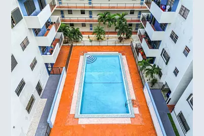 1470 W 41st St, Unit #201, Hialeah, FL 33012 - Photo 1
