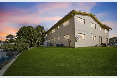 461  Sunshine Dr, Unit #4, Pompano Beach, FL 33066 - Photo 3