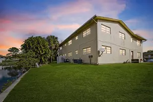 461 Sunshine Dr, Pompano Beach, FL 33066 - Photo 3