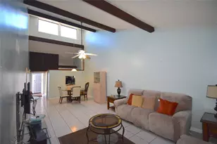 1713 NW 73rd Ave, Plantation, FL 33313 - Photo 7