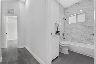 5250 SW 18th St, West Park, FL 33023 - Photo 11