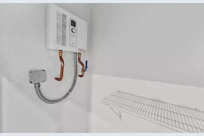 5250  SW 18th Street, Unit #B, West Park, FL 33023 - Photo 7