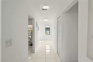 21649 Juego Cir, Boca Raton, FL 33433 - Photo 9