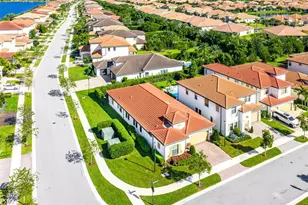 12295 N Baypoint Cir, Parkland, FL 33076 - Photo 33