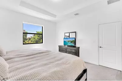 20308 NW 6th Pl, Miami Gardens, FL 33169 - Photo 19