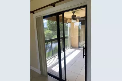 5701  Riverside Dr, Unit #302, Coral Springs, FL 33067 - Photo 11