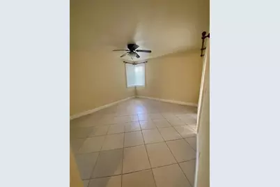 5701  Riverside Dr, Unit #302, Coral Springs, FL 33067 - Photo 9