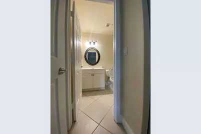 5701  Riverside Dr, Unit #302, Coral Springs, FL 33067 - Photo 13