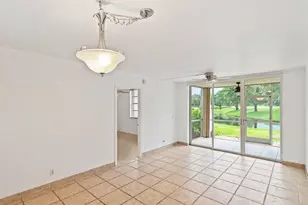 9470 Poinciana Pl, Davie, FL 33324 - Photo 15