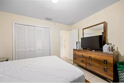 1421 NE 5th Ter, Fort Lauderdale, FL 33304 - Photo 25